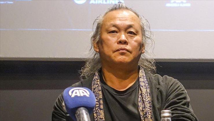 Güney Koreli yönetmen Kim Ki-duk corona virüs nedeniyle hayatını…
