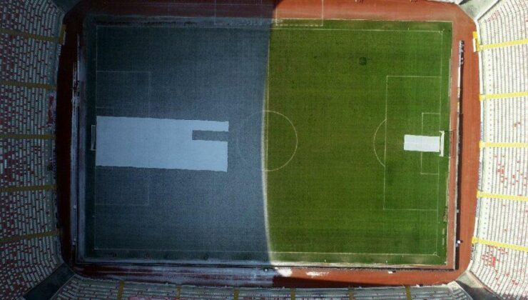 Fenerbahçe maçı öncesi Sivassporun stadının sanatsal görüntüsü