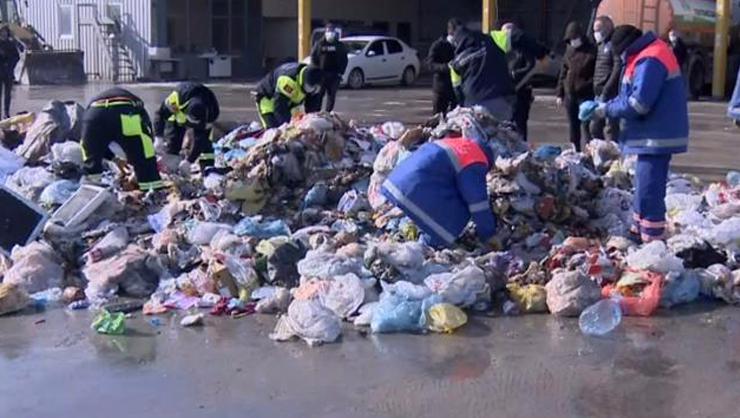 İstanbul’da ilginç görüntüler! Belediye ekipleri çöplerin arasında…