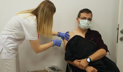 Sağlık Bakanlığı Türkiye’de kaç kişinin koronavirüs aşısı olduğunu…