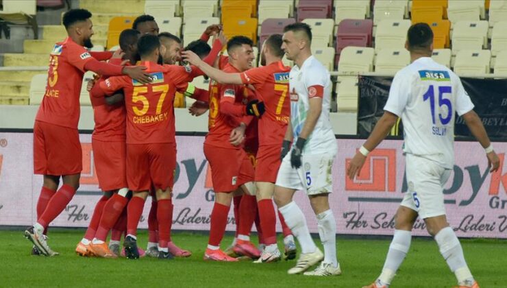 Yeni Malatyaspor, evinde Rizesporu 4-1 yendi