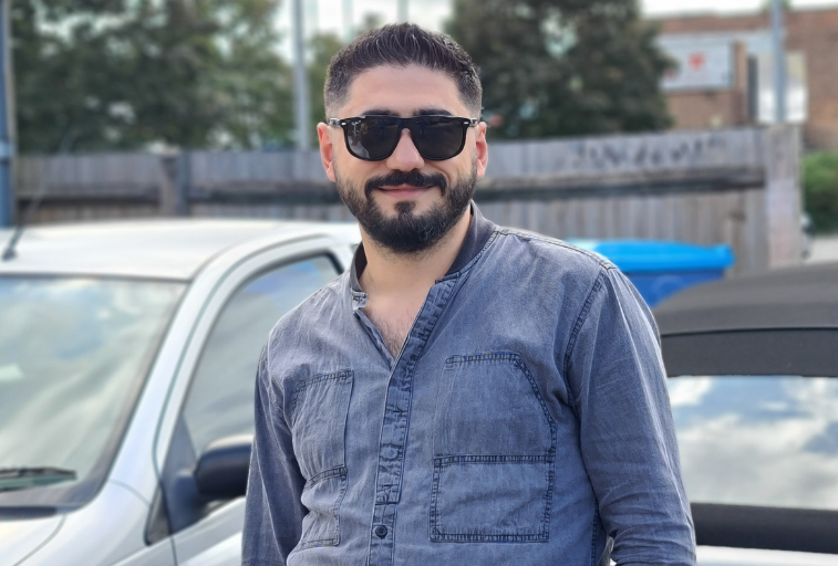 İngiltere’de yaşayan Türk yazılımcı Yunus Emre Kelkitli’den büyük atılım