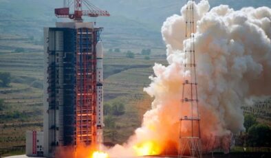 Çin, uzaya üç uzaktan algılama uydusu gönderdi