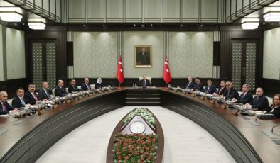 AKP’den ‘kabine değişikliği’ açıklaması: Cumhurbaşkanı yeni bir düzenlemeye gidecektir
