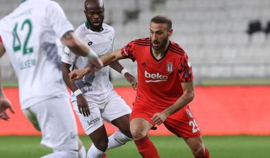 Cenk Tosun, Başakşehir maçı kadrosuna yer almadı