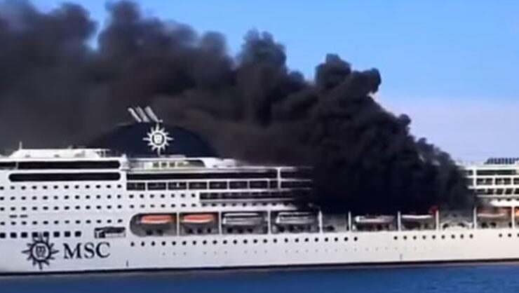 Lüks cruise gemisinde yangın