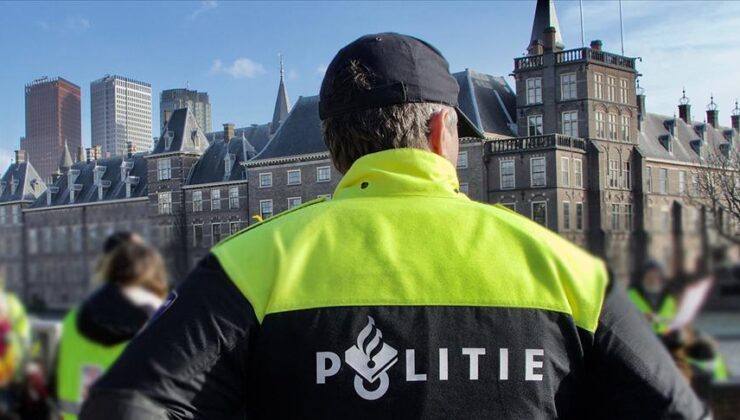 Son dakika: Hollanda Parlamentosunda bomba paniği