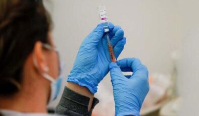 AstraZeneca aşısı felç ediyor dendi, ülkede kıyamet koptu