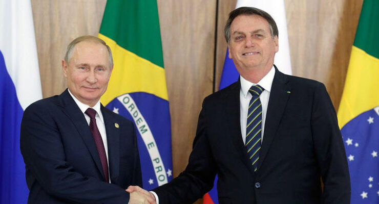 Bolsonaro, Putin ile “Sputnik V” aşısının satın alınmasını ve üretimini görüştü