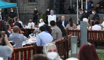 Cumhurbaşkanı Erdoğan Diyarbakır’da Gençlik Buluşmasına katıldı