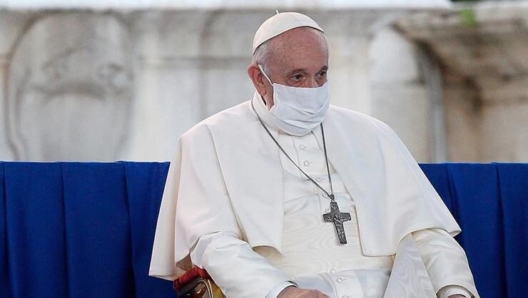 Papa Francesco geçirdiği ameliyat sonrası 1 hafta hastanede kalacak