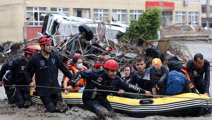 Sel felaketinde hayatını kaybedenlerin sayısı yükseldi