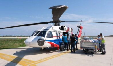 Sinop’ta ulaşımın sağlanamadığı bölgelere helikopterle yardım ulaştırılıyor