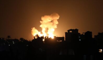 Son dakika: İsrail, Gazze Şeridine saldırı düzenledi